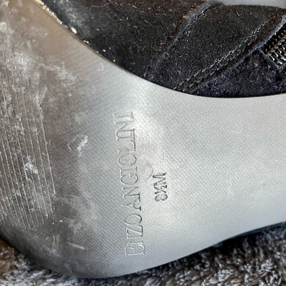 Black suede 4” heel boots in good used condition women size 8.5M - Picture 7 of 8